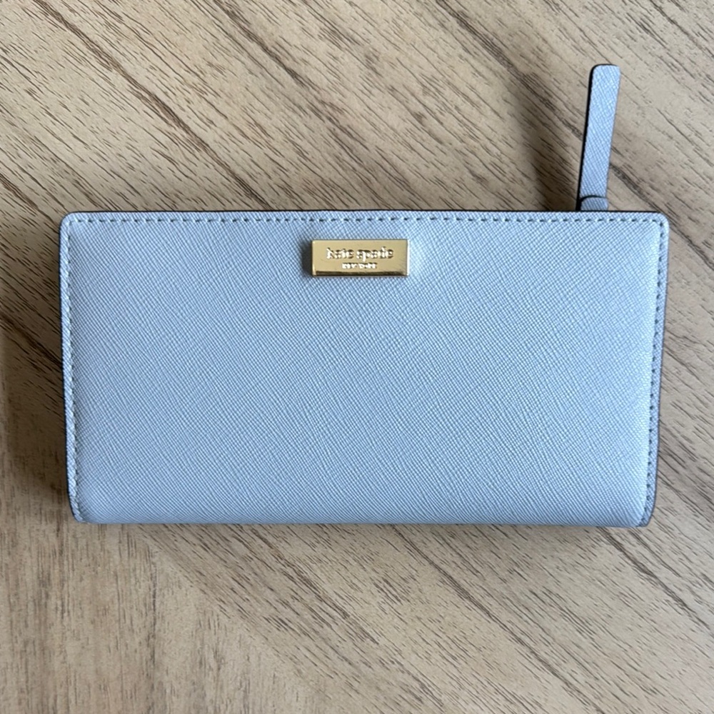 Kate Spade Gray Wallet